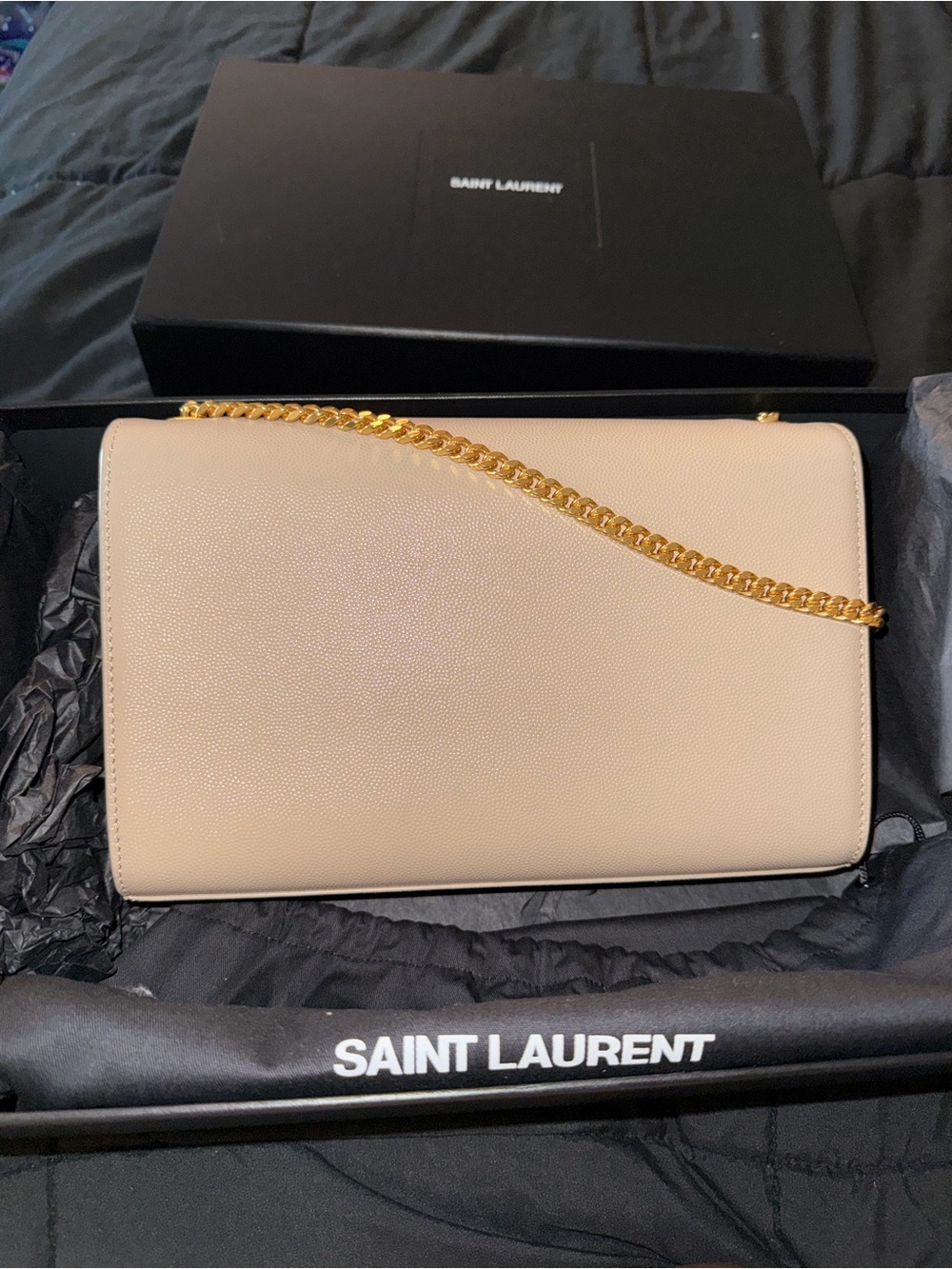 KATE MEDIUM IN GRAIN DE POUDRE EMBOSSED LEATHER - Picture 7 of 10
